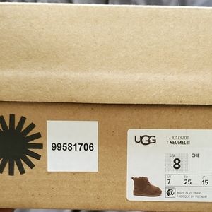 Ugg Toddler Neumel II Boys Boots, Che, Size 8